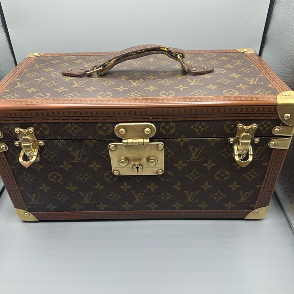 Louis Vuitton Vintage Train Case, Boite Bouteilles - Picture 1 of 9